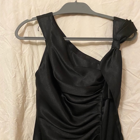 Classically beautiful! - Picture 3 of 3